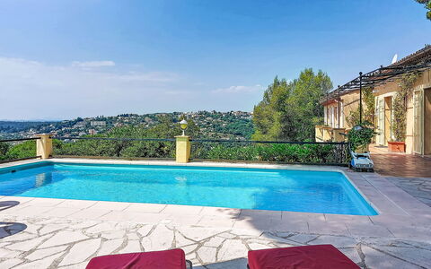 Grenouille: Mobilia, Mobili Da Esterno, Sedia, Giardino, Color Legno, Prato, Latifoglie, Shade, Backyard