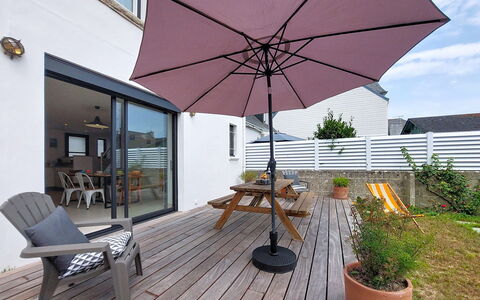 Le Guilvinec: Mobilia, Mobili Da Esterno, Sedia, Giardino, Color Legno, Prato, Latifoglie, Shade, Backyard