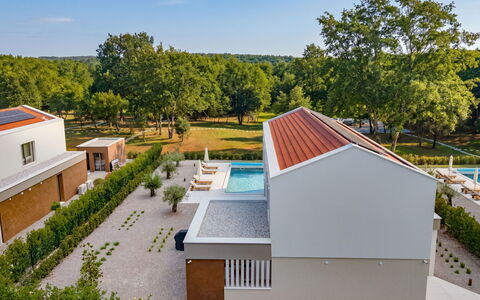 Eora: Piscina, Urban Design, Ricorrere, Estate, Giardino, Landscaping, Shade, Eco Hotel, Design, Villa
