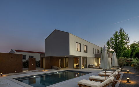 Eora: Mobilia, Mobili Da Esterno, Sedia, Giardino, Color Legno, Prato, Latifoglie, Shade, Backyard