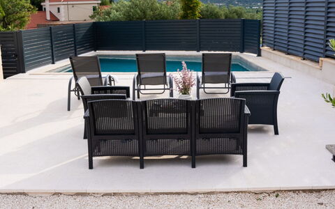 Lili: Mobilia, Mobili Da Esterno, Sedia, Giardino, Color Legno, Prato, Latifoglie, Shade, Backyard