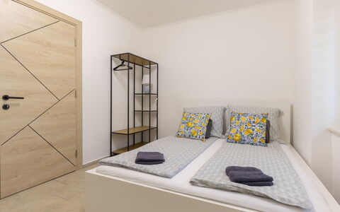 46 1: Mobilia, Mobili Da Esterno, Sedia, Giardino, Color Legno, Prato, Latifoglie, Shade, Backyard