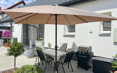 Siofok 46: Mobilia, Mobili Da Esterno, Sedia, Giardino, Color Legno, Prato, Latifoglie, Shade, Backyard