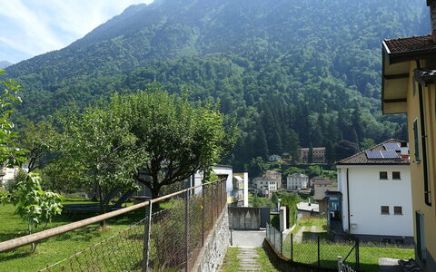 Cá Pórt Róss: Geografia Montane, Montagna, Collina, Highland, Hill Station, Paesaggio, Casa, Catena Montuosa, Zona Residenziale, Casa