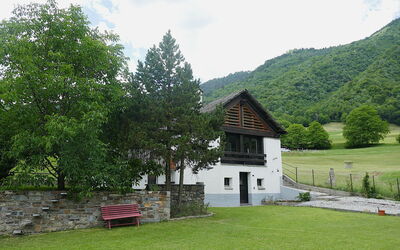 Olivone 611: Casa, Villetta, Area Rurale, Insediamento Umano, Casa, Agriturismo, Prato, Cortile, Villaggio