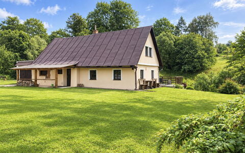 Babí: Erba, Casa, Villetta, Casa, Tetto, Agriturismo, Plain, Prato, Estate, Giardino
