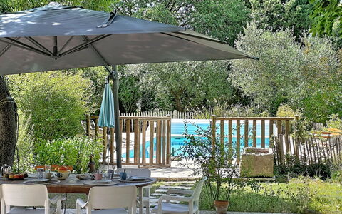 Villa Piscine - Aigues-Vives: Zona Residenziale, Appartamento, Estate, Ricorrere, Dimora, Balcone, Villa, Piscina