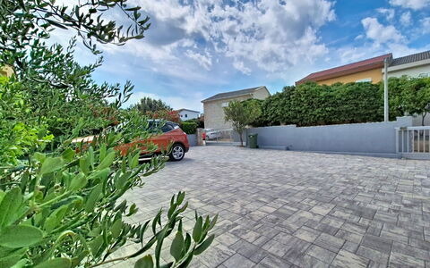 Pag Povljana 200: Zona Residenziale, Appartamento, Estate, Ricorrere, Dimora, Balcone, Villa, Piscina