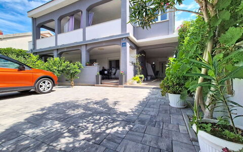 Pag Povljana 200: Zona Residenziale, Appartamento, Estate, Ricorrere, Dimora, Balcone, Villa, Piscina