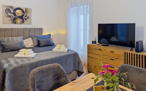 Libar: Zona Residenziale, Appartamento, Estate, Ricorrere, Dimora, Balcone, Villa, Piscina