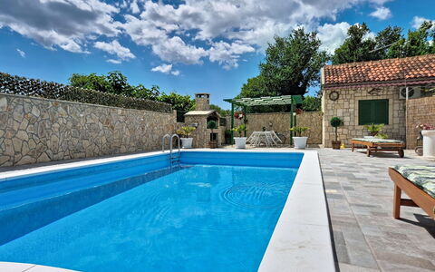 Denis: Zona Residenziale, Appartamento, Estate, Ricorrere, Dimora, Balcone, Villa, Piscina