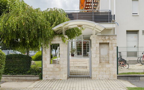Patti 2: Zona Residenziale, Appartamento, Estate, Ricorrere, Dimora, Balcone, Villa, Piscina