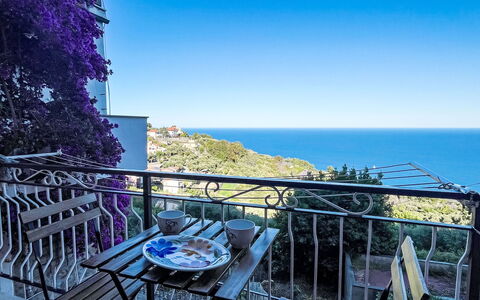 Risorgimento Apartment: Zona Residenziale, Appartamento, Estate, Ricorrere, Dimora, Balcone, Villa, Piscina