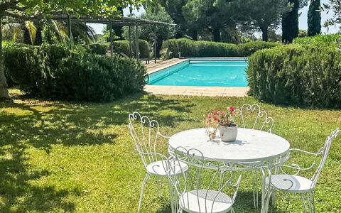 Cairaossa Tuscan Retrait: Mobilia, Interior Design, Pavimentazione, Pavimento, Pavimento In Legno, Legna, Sedia, Soffitto, Cucina & Sala Da Pranzo Tavolo, Tavolo