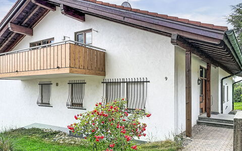 Voe Sonnhalde: Appartamento, Architettura, Zona Residenziale, Condominio, Materiale Composito, Urban Design, Balcone, Uso Misto, Shade