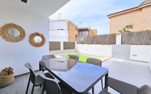 Sweet Home Cabo de Palos: Appartamento, Architettura, Zona Residenziale, Condominio, Materiale Composito, Urban Design, Balcone, Uso Misto, Shade