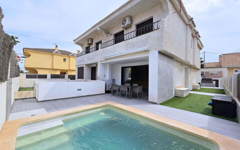 Sweet Home Cabo de Palos: Appartamento, Architettura, Zona Residenziale, Condominio, Materiale Composito, Urban Design, Balcone, Uso Misto, Shade