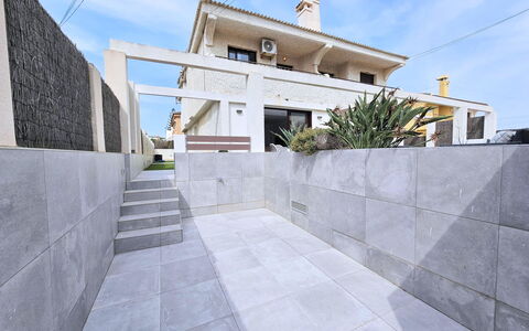 Sweet Home Cabo de Palos: Appartamento, Architettura, Zona Residenziale, Condominio, Materiale Composito, Urban Design, Balcone, Uso Misto, Shade