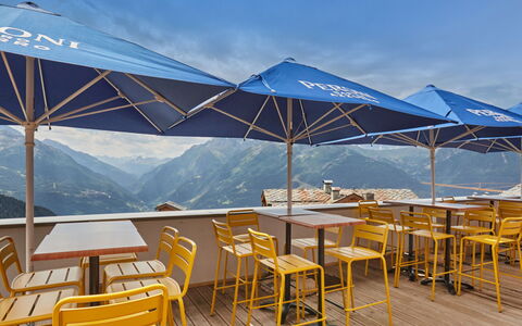 La Rosière 621: Catena Montuosa, Ristorante, Ombrello, Sedia, Cresta, Alpi, Mobili Da Esterno, Tavolo Esterno, Eco Hotel