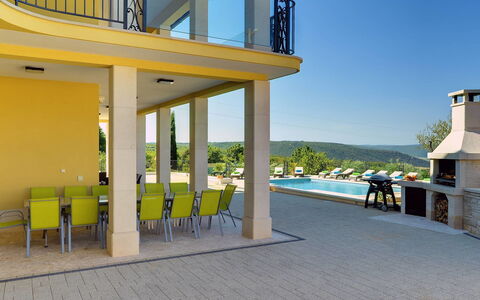 Rachele: Appartamento, Architettura, Zona Residenziale, Condominio, Materiale Composito, Urban Design, Balcone, Uso Misto, Shade