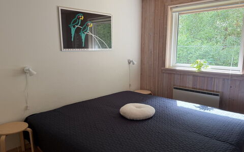 Laris - from the Sea: Pavimento, Pavimentazione, Camera Da Letto, Legna, Mobilia, Interior Design, Letto, Lenzuolo, Bedding, Camera