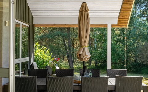Laris - from the Sea: Mobilia, Sedia, Legna, Tavolo, Mobili Da Esterno, Interior Design, Soffitto, Cucina & Sala Da Pranzo Tavolo, Portico, Tavolo Esterno