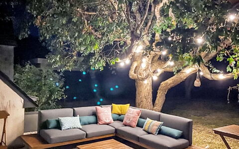 Armorique: Divano, Mobilia, Mobili Da Esterno, Cuscino, Soggiorno, Lancia Cuscino, Comfort, Giardino, Tavolino Da Caffè