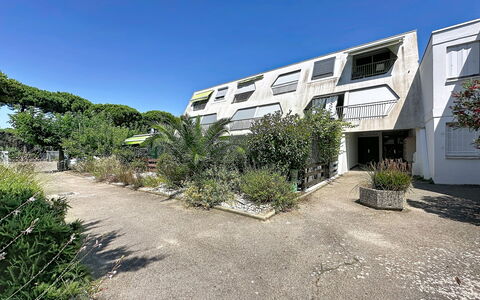 West City Ii: Costruzione, Parete, Finestra, Zona Residenziale, Quartiere, Facciata, Casa, Cittadina, Casa, Balcone