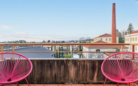 Virginia: Costruzione, Parete, Finestra, Zona Residenziale, Quartiere, Facciata, Casa, Cittadina, Casa, Balcone