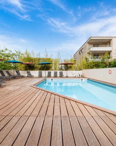 Grasse 610: Piscina, Ricorrere, Materiale Composito, Eco Hotel, Appartamento, Deck, Mobili Da Esterno, Shade, Estate, Villa