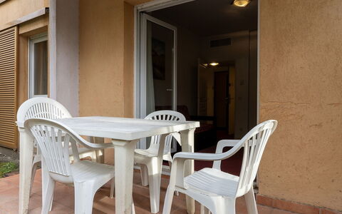 Virginia: Costruzione, Parete, Finestra, Zona Residenziale, Quartiere, Facciata, Casa, Cittadina, Casa, Balcone