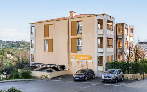 Grasse 625: Costruzione, Parete, Finestra, Zona Residenziale, Quartiere, Facciata, Casa, Cittadina, Casa, Balcone