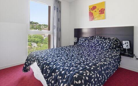 Grasse 631: Costruzione, Parete, Finestra, Zona Residenziale, Quartiere, Facciata, Casa, Cittadina, Casa, Balcone