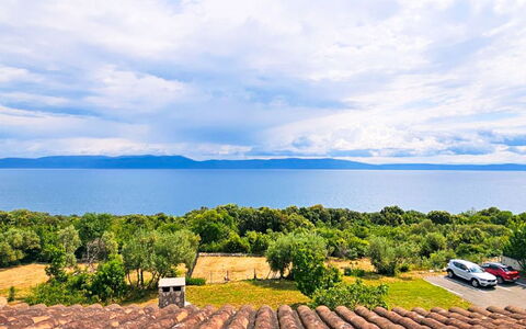 Mile: Costruzione, Parete, Finestra, Zona Residenziale, Quartiere, Facciata, Casa, Cittadina, Casa, Balcone