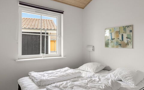 Askatla - 50M to the Fjord: Parete, Legna, Casa, Camera Da Letto, Letto, Bedding, Illuminazione Diurna, Color Legno, Design