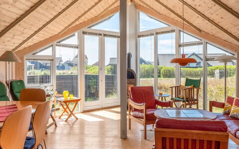 Eldmar - 500M from the Sea: Legna, Casa, Mobilia, Porta, Villetta, Soffitto, Sedia, Portico, Shade, Latifoglie