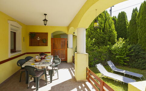 Times: Zona Residenziale, Raccordo, Finestra A Ghigliottina, Recinzione, Balcone, Driveway, Home Scherma, Cancello