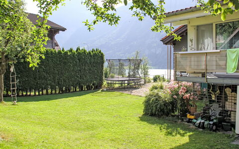 Ferienwohnung Enz: Verde, Arbusto, Lotto, Casa, Giardino, Prato, Groundcover, Villetta