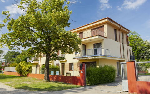 Patti 1: Mobilia, Cucina & Sala Da Pranzo Tavolo, Sedia, Pavimento, Mare, Balcone, Oceano, Ricorrere, Eco Hotel, Sala Da Pranzo