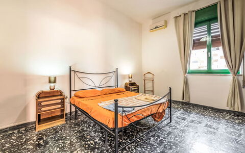 Villetta Luisa: Mobilia, Cucina & Sala Da Pranzo Tavolo, Sedia, Pavimento, Mare, Balcone, Oceano, Ricorrere, Eco Hotel, Sala Da Pranzo