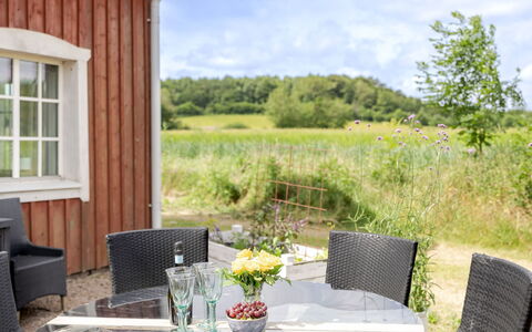 Onsjö: Mobilia, Cucina & Sala Da Pranzo Tavolo, Sedia, Pavimento, Mare, Balcone, Oceano, Ricorrere, Eco Hotel, Sala Da Pranzo