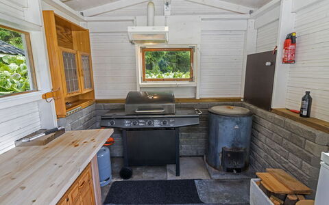 Whispering Woods: Legna, Apparecchio Major, Cucina, Elettrodomestico Da Cucina, Cucina Stufa, Elettrodomestico, Controsoffitto, Stufa, Latifoglie, Cabinetry