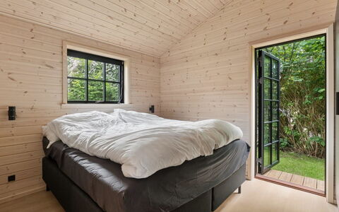 Elaina - 550M from the Sea: Legna, Latifoglie, Plank, Villetta, Camera Da Letto, Color Legno, Log Cabin, Letto, Edifici Giardino, Materiali Naturali
