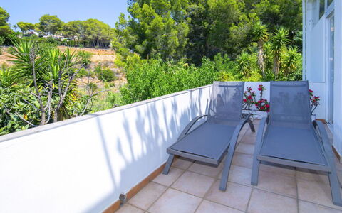 Castillo: Mobili Da Esterno, Shade, Eco Hotel, Balcone, Pianta Della Casa