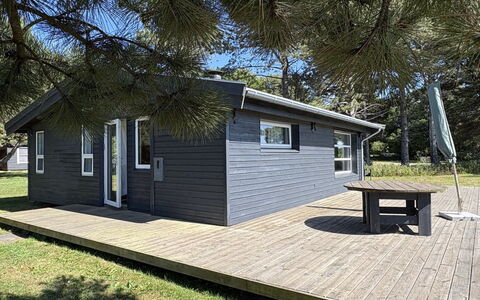 Vilmar - 450M from the Sea: Legna, Villetta, Porta, Plank, Raccordo, Latifoglie, Edifici Giardino, Deck, Log Cabin