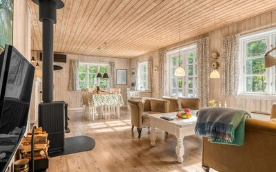 Alivia - 500M from the Sea