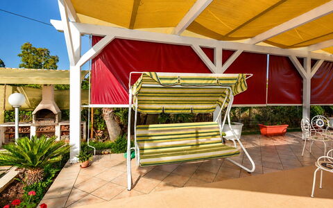 Le Vele della Contea: Mobilia, Sedia, Mobili Da Esterno, Shade, Giardino, Eco Hotel, Struttura Esterna, Backyard, Cortile, Ricorrere