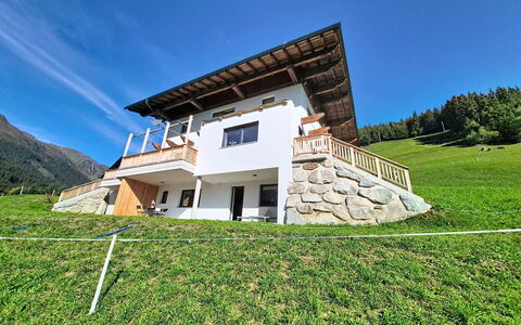 Eben: Costruzione, Appartamento, Facciata, Città, Zona Residenziale, Urban Design, Insediamento Umano, Condominio, Uso Misto, Balcone
