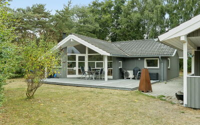 Veljan - 300M from the Sea