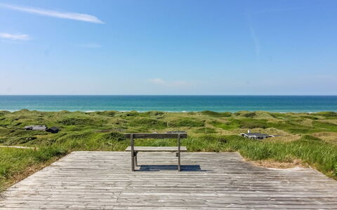 Ajvi - 250M from the Sea: Appartamento, Condominio, Uso Misto, Hotel, Balcone